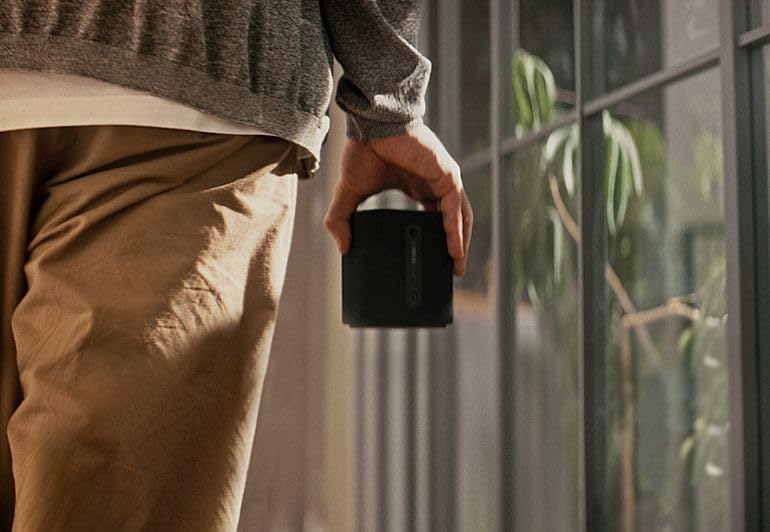 Yamaha True X Speaker 1A Wireless Surround Speaker for True X Sound Bars (Black) 2