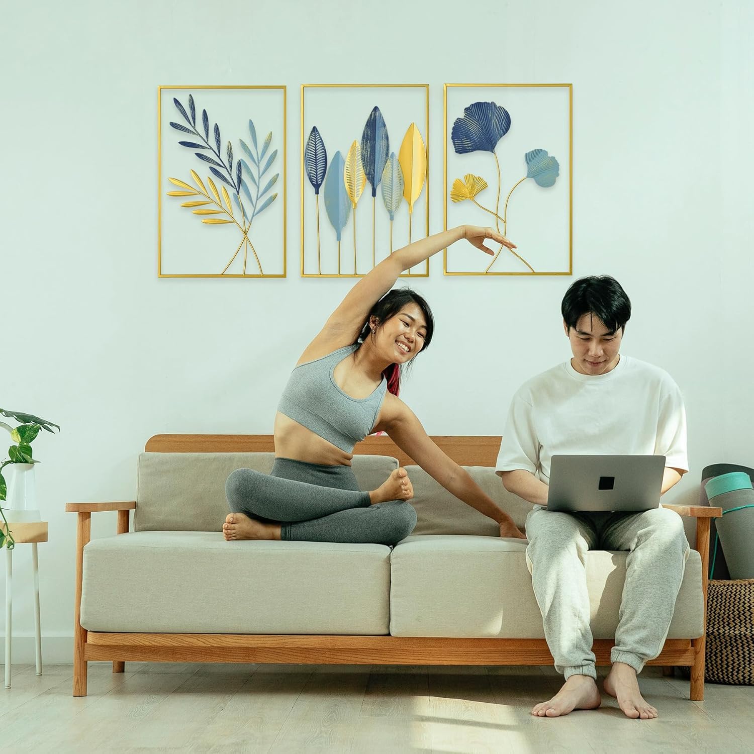 FUNTEREST Handcrafted Metal Wall Decoration|Decorative Wall Hanging Art Decor Leaf Sculpture For Living Room Bedroom Office&Entryway, 49 Cm 4