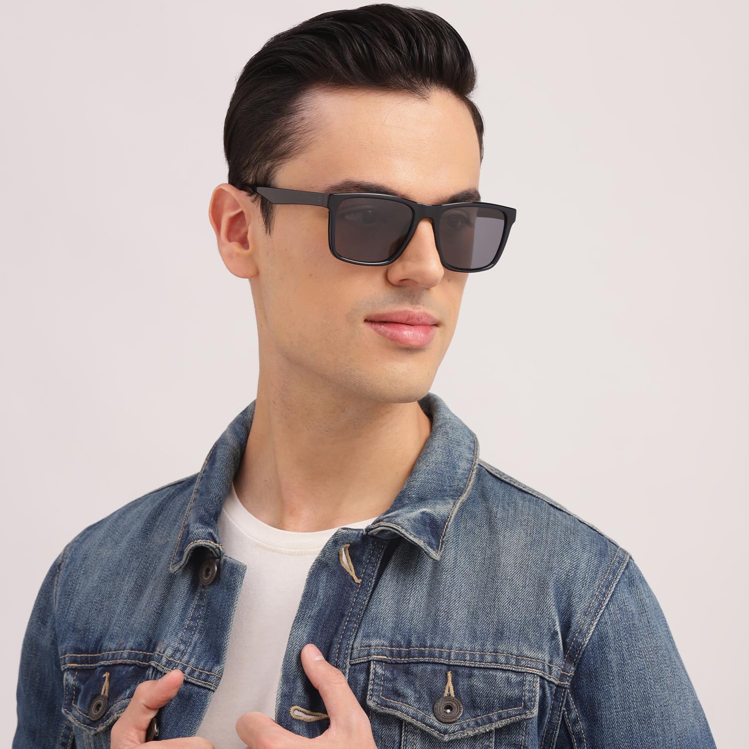 VINCENT CHASE EYEWEAR By Lenskart | Full Rim Wayfarer Branded Latest and Stylish Sunglasses | Polarized and 100% UV Protected | Men & Women | Large | VC S13973 Blue Frame/Lens Grey - Pack of 1 4